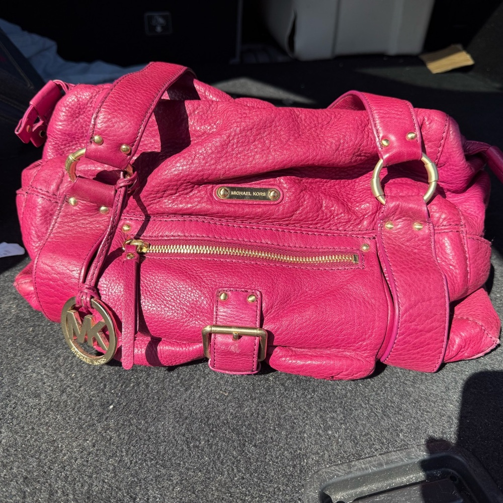 Michael Kors Fuchsia Leather Shoulder Bag